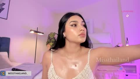 Snapshot of missthailand_ chatting on January 15, 2025, 11:19 pm Fernanda Davila online show from January 15, 2025, 11:19 pm