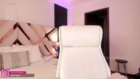 Snapshot of missthailand_ chatting on November 18, 2025, 9:52 pm Fernanda Davila online show from November 18, 2025, 9:52 pm