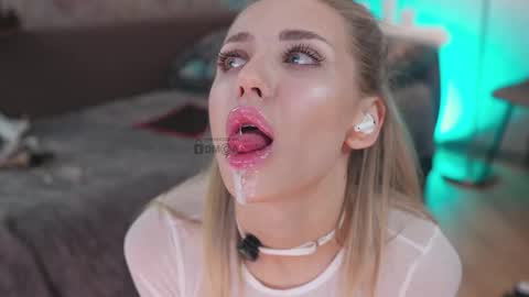 Snapshot of misstics_ chatting on February 23, 2026, 2:25 pm Eva online show from February 23, 2026, 2:25 pm