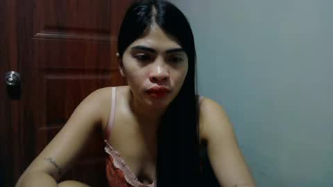 sofia online show from June 17, 2026, 2:36 am