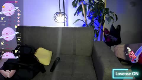 Snapshot of missvalery1 chatting on December 11, 2024, 11:21 pm missvalery1 online show from December 11, 2024, 11:21 pm