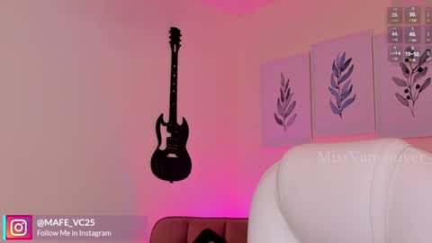 Snapshot of missvancouver_ chatting on December 5, 2024, 2:53 am Mafe Jimenez online show from December 5, 2024, 2:53 am