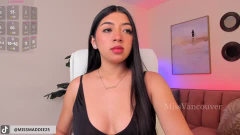 Snapshot of missvancouver_ chatting on January 23, 2025, 12:04 am Mafe Jimenez online show from January 23, 2025, 12:04 am