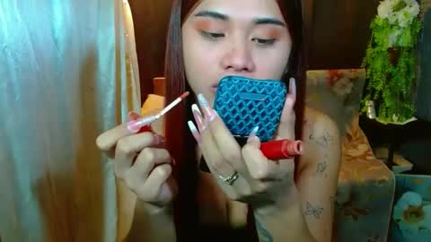 Snapshot of missviolet11 chatting on January 4, 2025, 10:38 am SweetViolet online show from January 4, 2025, 10:38 am