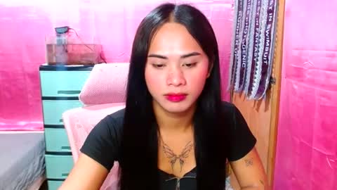 Snapshot of missviolet11 chatting on August 5, 2026, 6:33 pm SweetViolet online show from August 5, 2026, 6:33 pm