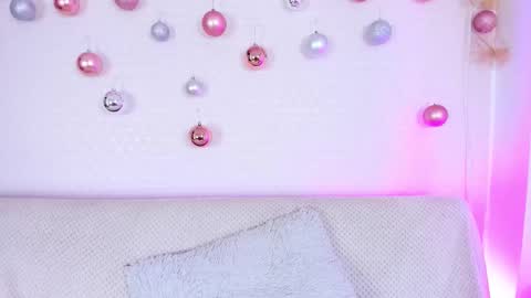 Snapshot of missweetpeach chatting on December 21, 2025, 4:03 pm Pau OFmissweetpeach online show from December 21, 2025, 4:03 pm