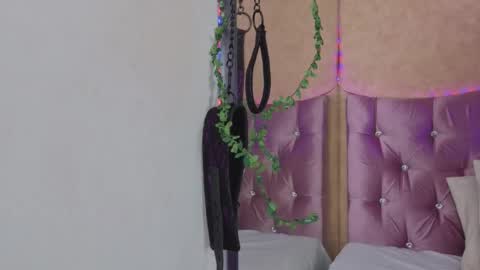 Snapshot of missy_22_ chatting on March 18, 2026, 2:09 pm Stefanny online show from March 18, 2026, 2:09 pm