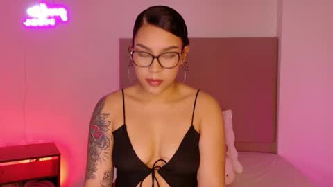 Missy Gainer online show from October 15, 2025, 11:27 pm