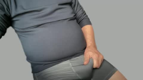 mistashipu online show from November 25, 2025, 4:07 pm