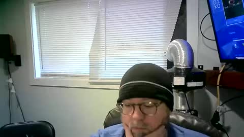 Snapshot of mister_happy567 chatting on January 12, 2025, 8:25 pm Mr. Happy online show from January 12, 2025, 8:25 pm