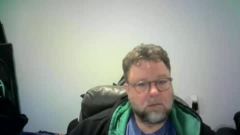 Mr. Happy online show from October 19, 2025, 6:03 am