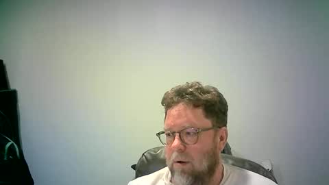 Mr. Happy online show from October 26, 2025, 5:35 am