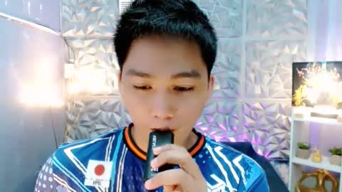 Snapshot of mister_officer chatting on December 21, 2025, 7:48 am SAINT SACHI will make your day online show from December 21, 2025, 7:48 am