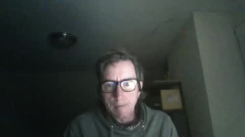 Snapshot of mister_void chatting on November 22, 2025, 12:31 am Mister Void online show from November 22, 2025, 12:31 am