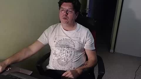 Snapshot of mistercoeur1 chatting on December 21, 2025, 8:21 am mistercoeur online show from December 21, 2025, 8:21 am