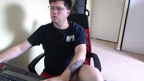 Snapshot of mistercoeur1 chatting on February 1, 2026, 11:09 am mistercoeur online show from February 1, 2026, 11:09 am