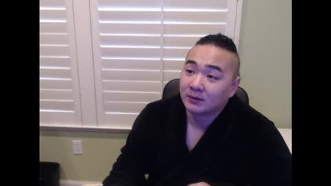 Snapshot of misterlionking chatting on December 8, 2024, 8:15 pm Eric online show from December 8, 2024, 8:15 pm