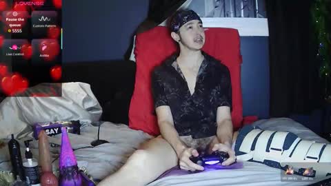 Snapshot of mistervexi chatting on December 2, 2025, 1:22 am Mx. Vex online show from December 2, 2025, 1:22 am