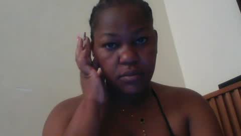 Snapshot of misticmoment chatting on June 15, 2026, 6:15 am misticmoment online show from June 15, 2026, 6:15 am