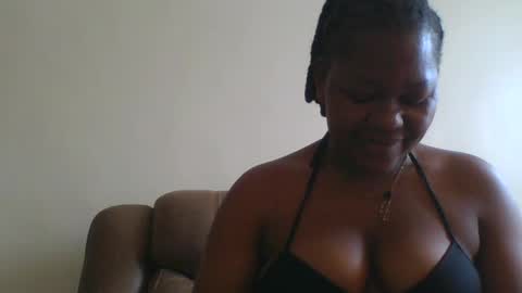 Snapshot of misticmoment chatting on July 6, 2026, 8:22 am misticmoment online show from July 6, 2026, 8:22 am