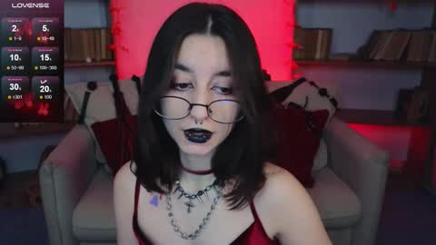 Marcelline online show from September 17, 2025, 9:33 am