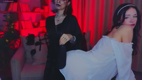 Snapshot of mistress__marcelline chatting on February 28, 2026, 10:05 am Marcelline online show from February 28, 2026, 10:05 am