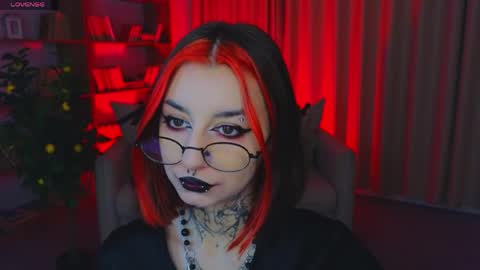 Marcelline online show from May 19, 2026, 1:22 am