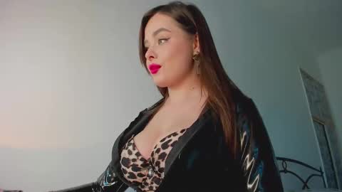 mistress_milana_ online show from May 11, 2026, 5:32 pm