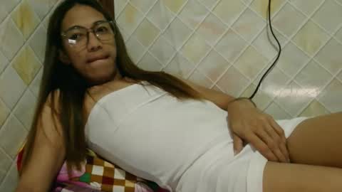 Snapshot of mistress_mitch chatting on April 28, 2026, 4:01 pm Mistress Mitch online show from April 28, 2026, 4:01 pm