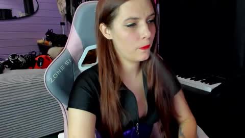 Snapshot of mistress_priest chatting on January 11, 2026, 12:04 am Dirty Priest and Ivi online show from January 11, 2026, 12:04 am