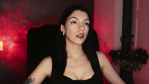 Miss Rochelle online show from October 21, 2025, 10:10 pm