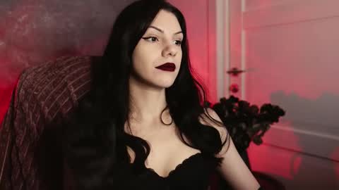 Snapshot of mistress_rochelle chatting on January 18, 2026, 3:32 am Miss Rochelle online show from January 18, 2026, 3:32 am