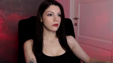 Snapshot of mistress_rochelle chatting on April 10, 2026, 9:03 am Miss Rochelle online show from April 10, 2026, 9:03 am