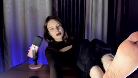 Snapshot of mistresselizy chatting on October 5, 2025, 8:29 pm mistresselizy online show from October 5, 2025, 8:29 pm