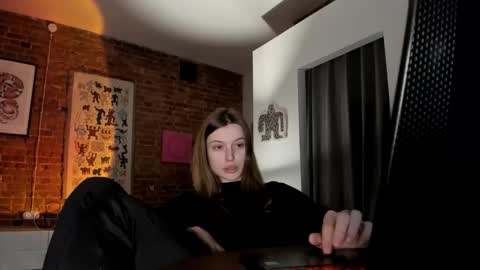 Snapshot of mistresselizy chatting on February 10, 2026, 2:43 pm mistresselizy online show from February 10, 2026, 2:43 pm