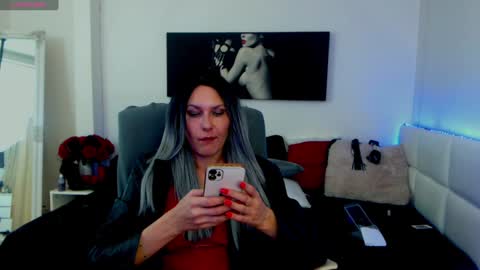 Snapshot of mistressevelyn_ chatting on January 20, 2025, 12:28 pm MistressEvelyn online show from January 20, 2025, 12:28 pm