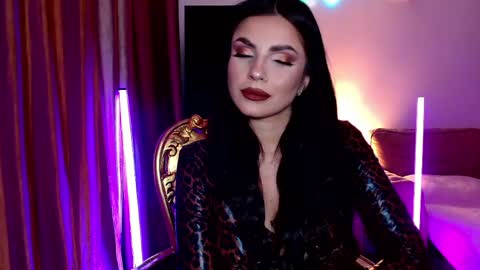 Snapshot of mistressfindom chatting on March 23, 2026, 11:53 pm Goddess Katerina online show from March 23, 2026, 11:53 pm