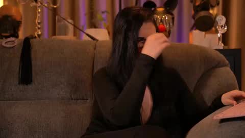 Mistress Kelly online show from November 25, 2025, 1:27 am