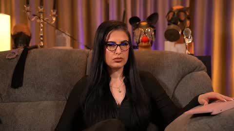 Mistress Kelly online show from December 15, 2025, 10:58 pm