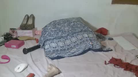 mistressmilly32 online show from October 18, 2025, 9:59 pm