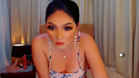 Leah online show from December 8, 2024, 7:58 am