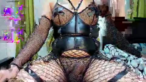 Tiffany online show from February 19, 2025, 9:28 am