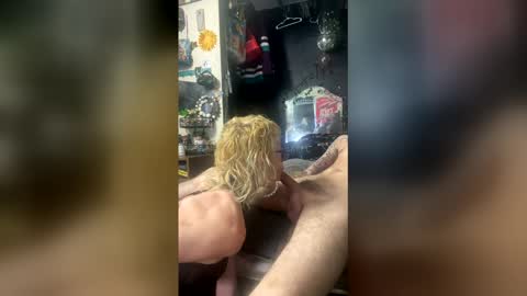 Snapshot of misty_blitz chatting on May 8, 2026, 1:44 am Misty online show from May 8, 2026, 1:44 am