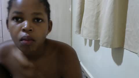 misty_shee online show from February 28, 2025, 8:31 am