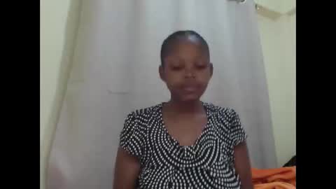 Snapshot of misty_shee chatting on December 17, 2025, 2:45 pm misty_shee online show from December 17, 2025, 2:45 pm