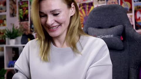 Snapshot of mistybarnes chatting on December 8, 2024, 5:33 pm MistyBarnes NONUDE MODEL online show from December 8, 2024, 5:33 pm