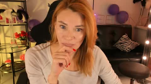 Snapshot of mistybarnes chatting on December 12, 2024, 9:08 am MistyBarnes NONUDE MODEL online show from December 12, 2024, 9:08 am