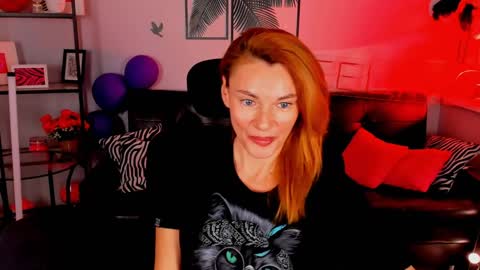 Snapshot of mistybarnes chatting on January 9, 2025, 8:34 am MistyBarnes NONUDE MODEL online show from January 9, 2025, 8:34 am