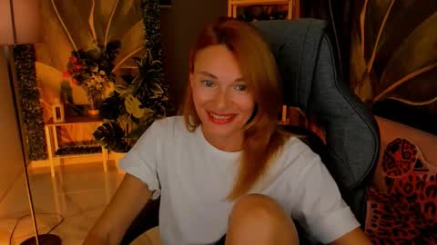 Snapshot of mistybarnes chatting on October 11, 2025, 2:37 pm MistyBarnes NONUDE MODEL online show from October 11, 2025, 2:37 pm