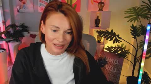 Snapshot of mistybarnes chatting on October 26, 2025, 1:39 pm MistyBarnes NONUDE MODEL online show from October 26, 2025, 1:39 pm